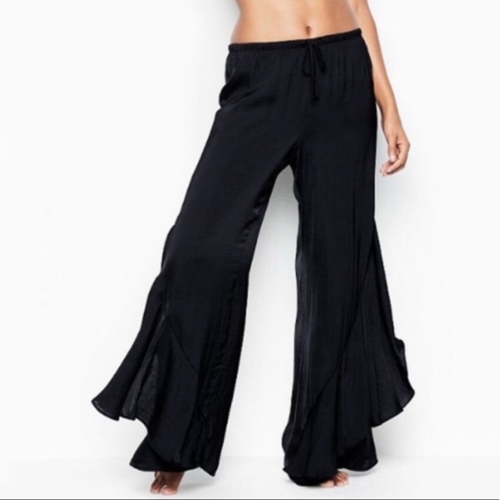💎Victoria’s Secret 💎Ruffled Wide Leg Lounge Pants